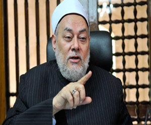  مصر اليوم - مفتي مصر السابق يتهم الإخوان بأنهم يُفسِدون في الأرضِ