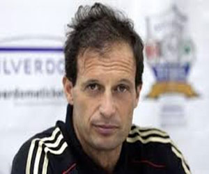   مصر اليوم - مدرب ايه سى ميلان ينفي وجود خلاف بينه وبين ماتساري