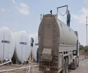   مصر اليوم - وزير البترول يتفقد عددًا من المشروعات البترولية في الصحراء الغربية