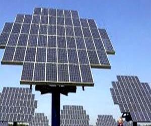   مصر اليوم - باحثون بريطانيون يبتكرون خلايا شمسية شفافة لتحويل النوافذ لمولدات طاقة