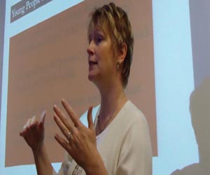   مصر اليوم - الرجال يسيطرون على الأبحاث العلمية مقارنة بالنساء