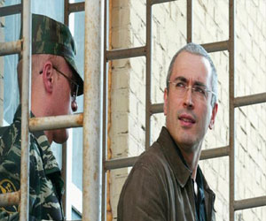   مصر اليوم - وزير الخارجية الألماني السابق توسط للعفو عن خودوركوفسكي