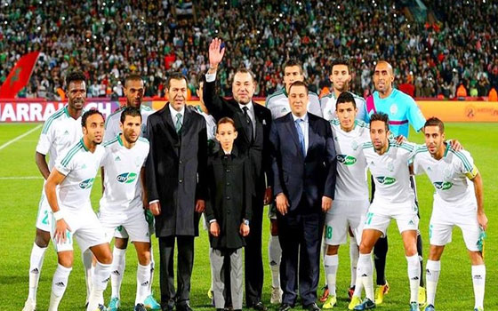   مصر اليوم - ملك المغرب يستقبل فريق الرَّجاء في البيضاء بعد إنجازه التاريخيّ