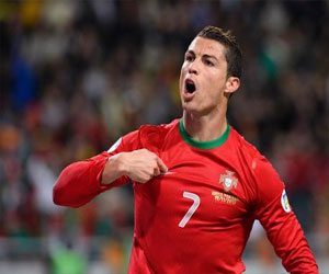 مصر اليوم - كريستيانو رونالدو يشارك في مؤتمر دبي الدولي