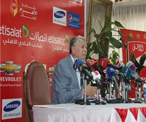 مصر اليوم - لقاء درويش بحسن حمدي يؤجل اجتماع مجلس الزمالك