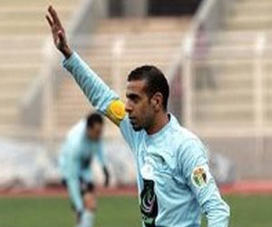   مصر اليوم - صحم العُماني يبدأ مفاوضاته مع الفيصلي الأردني لضم حسونة الشيخ