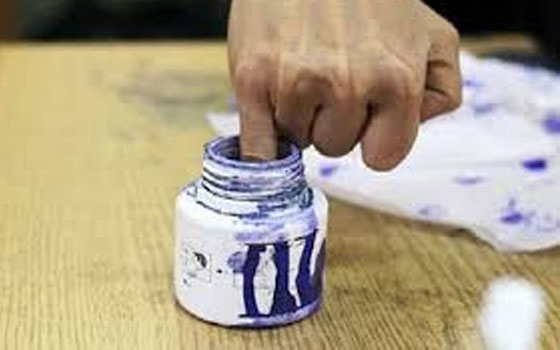   مصر اليوم - خبراءُ أمنيون يتوقعون قلّة عدد المصرييّن المشاركيّن في الاستفتاءِ على الدستور