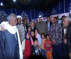   مصر اليوم - وزير الدولة الإماراتيّ ومحافظ الأقصر يتفقّدان مشروع الوحدات الصحيّة