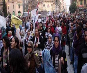   مصر اليوم - حركات نسويَّة تنظِّم وقفة احتجاجيَّة لإعلان الإخوان جماعة إرهابيَّة