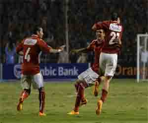   مصر اليوم - دعوى قضائية لإيقاف الدوري المصري من أهالي شهداء بورسعيد