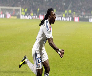   مصر اليوم - بافيتيمبي غوميز ينوي الرحيل عن ليون نهاية الموسم