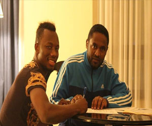   مصر اليوم - النهضة السعودي يضم المهاجم الغاني صديق أدامز