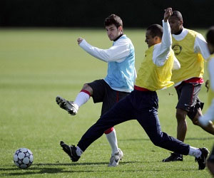   مصر اليوم - فرانس فوتبول تنصح الاندية الفرنسية بانتداب عشرة لاعبين من شمال افريقيا