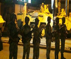   مصر اليوم - الجيش والشرطة يفضان مسيرة للإخوان ببنى سويف وضبط اثنين أثارا الشغب