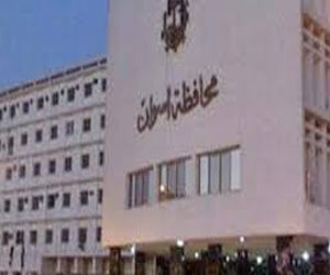   مصر اليوم - محافظ أسوان يكرم القنصل السوداني بعد انتهاء فترة عملة