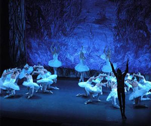   مصر اليوم - أكيس رونافان تحصل على لقب النجمة الأوبرالية