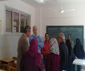   مصر اليوم - مُعلمو البحر الأحمّر يحتفلون بعيّدهم الـ20 في الغردقّة