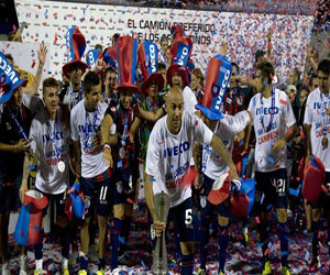   مصر اليوم - سان لورينزو يعين بديلًا لمدرب فالنسيا