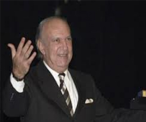   مصر اليوم - عمر خيرت يقدم 3 حفلات في الأوبرا بداية العام الجديد