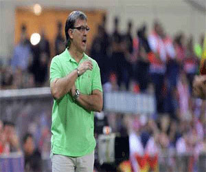   مصر اليوم - برشلونه يبحث عن خليفة تاتا بسرية تامة