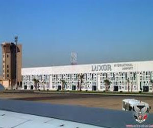   مصر اليوم - تجربة طوارئ في مطار الاقصر للتعامل مع قنبلة