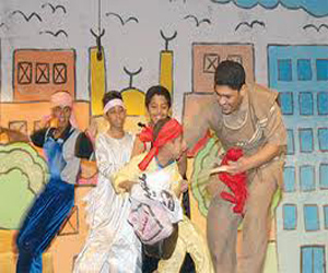   مصر اليوم - أكثر من 1000 طفل يتابعون يوميًا عروض الأيام المسرحية للطفل