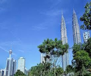   مصر اليوم - 300 دولار غرامة إرتداء ملابس الجنس الآخر في ماليزيا