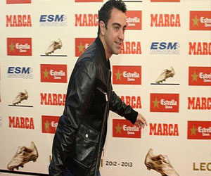 مصر اليوم - تشافي: رونالدو يأتي بعد ميسي وريبيري