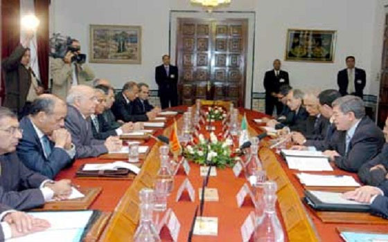   مصر اليوم - الوزير الأوَّل الجزائريّ ينفي تدخُّل الجزائر في الشَّأن التّونسيّ