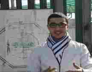   مصر اليوم - طالب فلسطيني يحصل على براءة اختراع سيارة تعمل بالماء