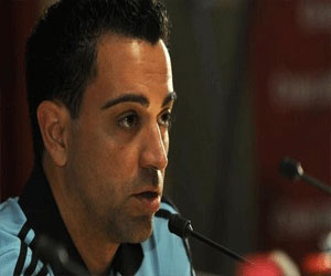 مصر اليوم - إنفراجة في محادثات ريال مدريد لتجديد عقد تشافي ألونسو