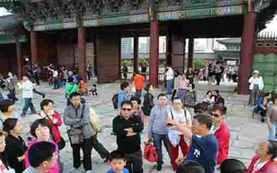   مصر اليوم - عبد العال يلتقي وفدًا صينيًا لدعم الترويج السياحي المصري وتأكيد توافر الأمن عالميًا