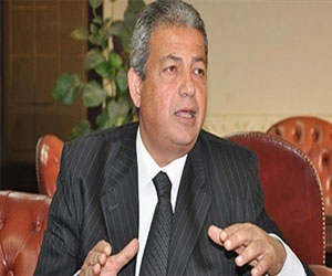   مصر اليوم - افتتاح ملعب للنِّجيل الصِّناعي في مركز شباب سراي القبَّة