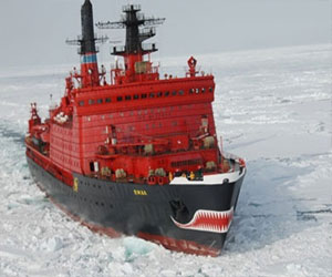   مصر اليوم - عمال الإنقاذ يقتربون من الوصول لسفينة أبحاث محاصرة في القطب الجنوبي