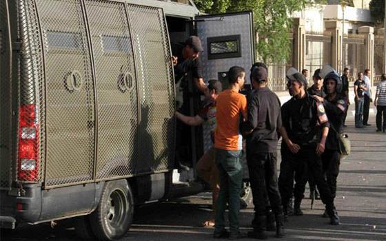   مصر اليوم - وزارة الدَّاخلية تقبض على 79 عنصرًا من الإخوان في 6 محافظات مصريَّة