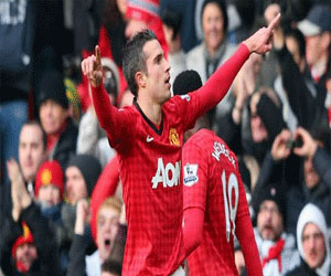 مصر اليوم - عودة فان بيرسي نجم مانشستر للتدريبات