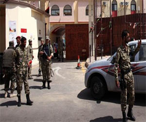   مصر اليوم - القبض على متورِّط في الهجوم على القنصليَّة الإيطاليَّة في بورسعيد