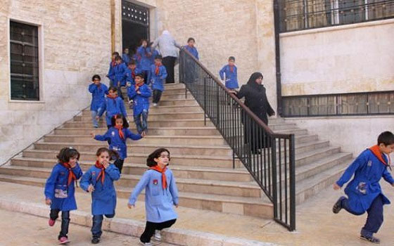   مصر اليوم - داعش تمنع الاختلاط في مدارس حلب وتتوعد بمحاسبة المخالفين