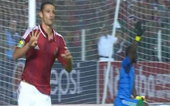   مصر اليوم - عبد الظاهر يؤكِّد أنه ليس نادمًا على رفعه شارة رابعة في النهائيِّ