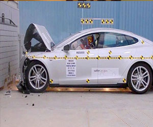   مصر اليوم - تيسلا موديل S  تحصل على خمسة نجوم في اختبار السلامة