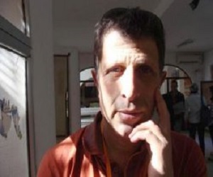   مصر اليوم - الرسام مراد عبد اللاوي يفوز بجائرة القنطاس