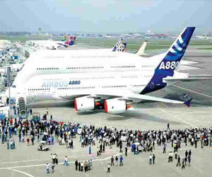   مصر اليوم - العالم يحتفل بمرور 100 عام على انطلاق أول رحلة طيران تجاري