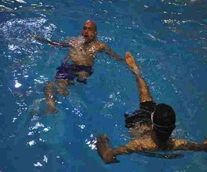   مصر اليوم - مجلس دبي الرياضي يدشن أول مسبح لذوي الاحتياجات