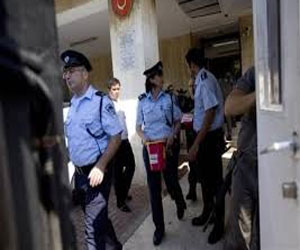   مصر اليوم - الشرطة الإسرائلية تعتقل طالبًا وتقرر ابعاده عن الاقصي 14يومًا