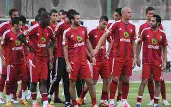   مصر اليوم - وكالة الأهرام ترسل 2 مليون جنيه لـالأهلي لوقف تسييل خطاب الضمان