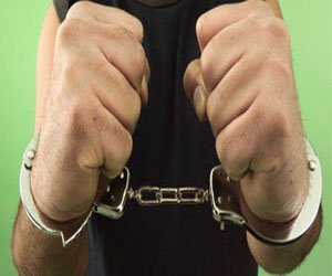 مصر اليوم - السجن المؤبد لأب اغتصب أبناءه الثلاثة في سوهاج