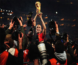   مصر اليوم - إنيستا يحلم بفوز إسبانيا مجدداً بكأس العالم