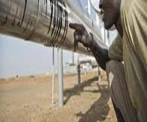   مصر اليوم - وزير البترول في جوبا يؤكد استمرار تدفق النفط