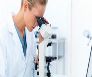   مصر اليوم - تحليل عينات من الشعر لاختبار مدى تعاطى الرياضيين للمنشطات