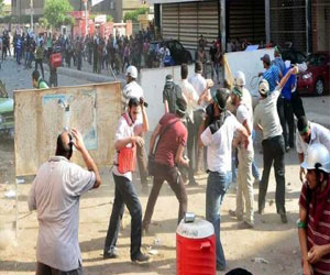   مصر اليوم - اشتباكات بين الأمن والإخوان أمام مسجد المراعي في حلوان